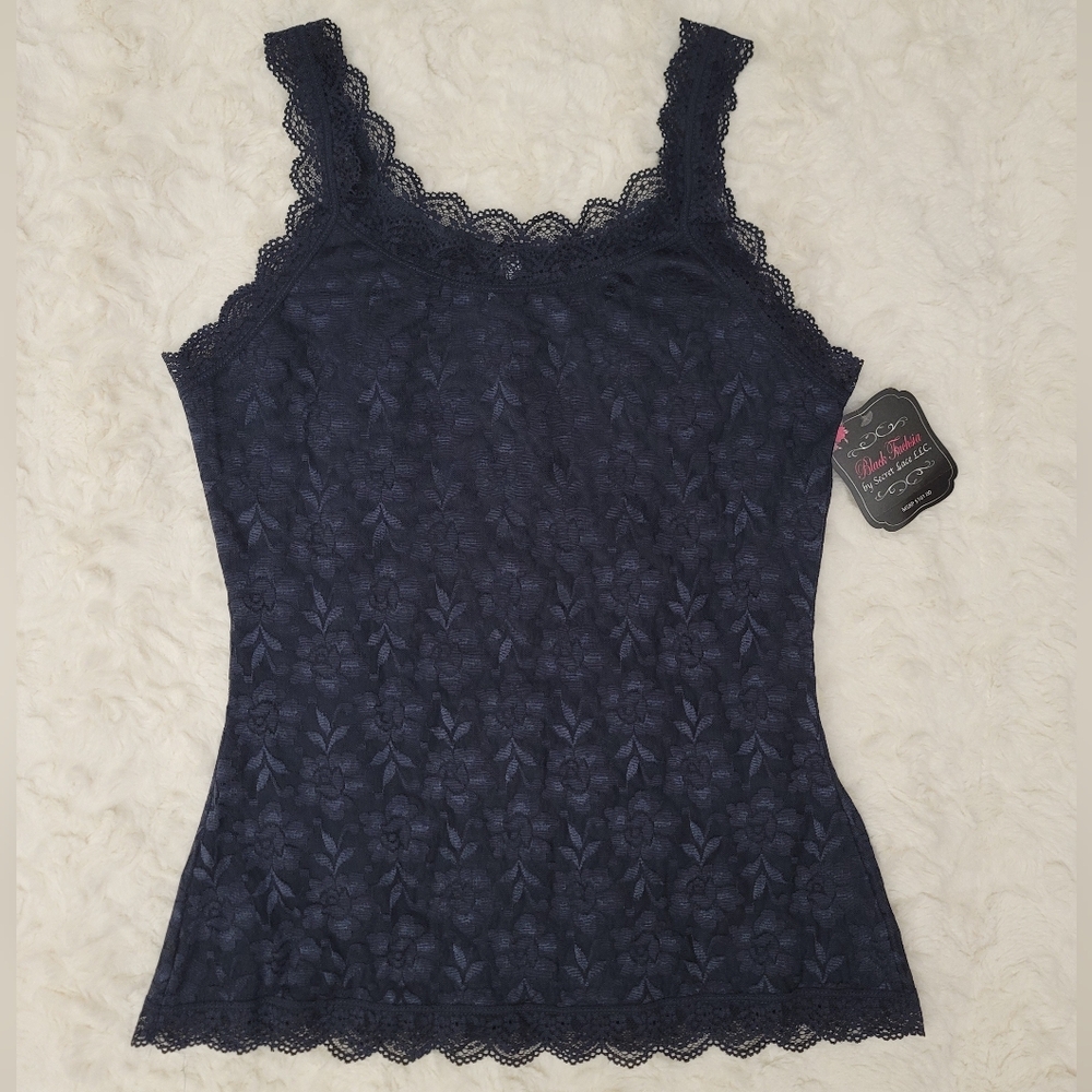 Black Fuchsia By Secret Lace LLC Navy Flower Lace Pattern Camisole Size Med NWT